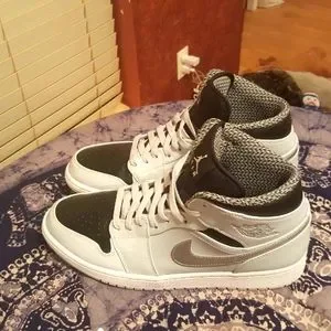 Jordan | Shoes | Air Jordan Retro Mid 